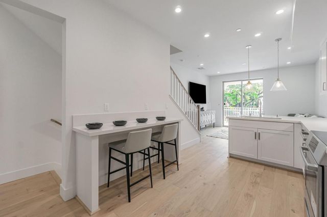 2775 Oak Road, Walnut Creek, CA 94597