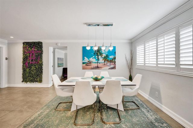 1245 NE 17TH Way, Fort Lauderdale, FL 33304