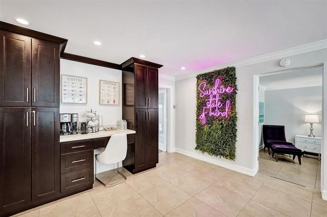 1245 NE 17TH Way, Fort Lauderdale, FL 33304