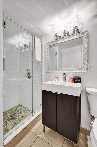 1245 NE 17TH Way, Fort Lauderdale, FL 33304
