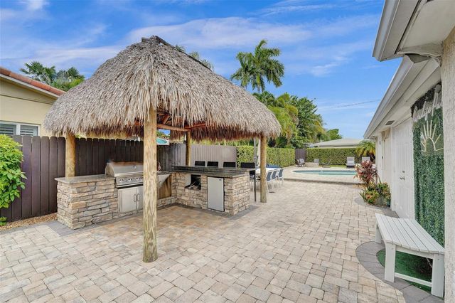 1245 NE 17TH Way, Fort Lauderdale, FL 33304