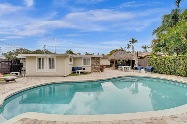 1245 NE 17TH Way, Fort Lauderdale, FL 33304
