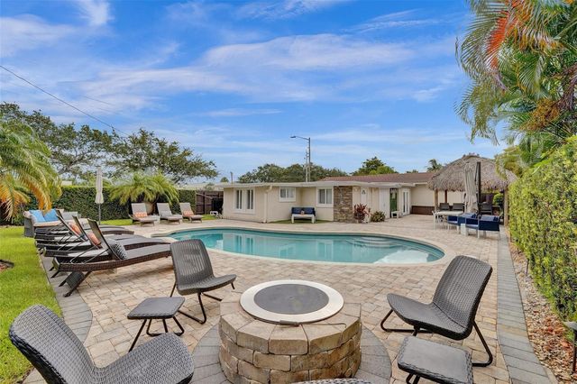 1245 NE 17TH Way, Fort Lauderdale, FL 33304