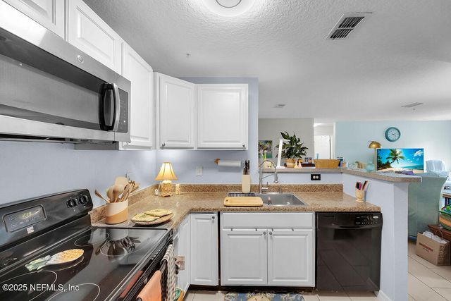 7701 TIMBERLIN PARK Boulevard, 1013, Jacksonville, FL 32256