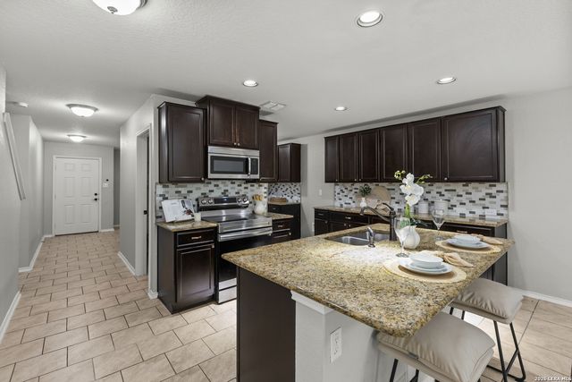 2007 Emerald Edge, San Antonio, TX 78245
