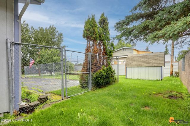 6731 Spruce Street, Anchorage, AK 99507