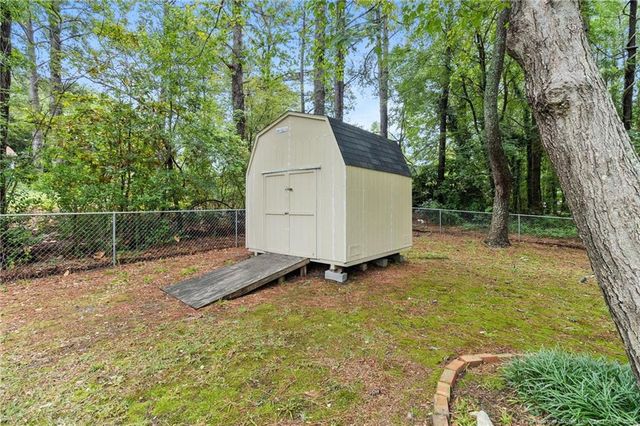 735 Hilton Drive, Fayetteville, NC 28311