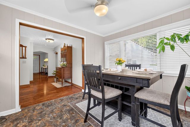 202 Deland Avenue, Columbus, OH 43214