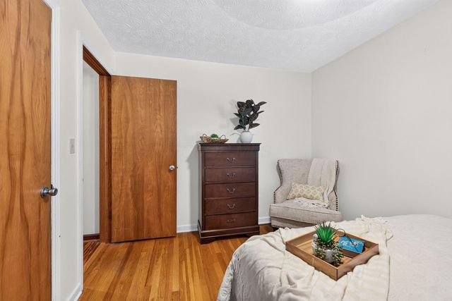 202 Deland Avenue, Columbus, OH 43214