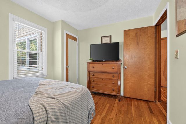202 Deland Avenue, Columbus, OH 43214