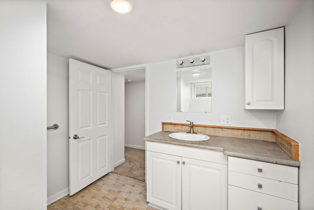 583 Pascal Street N, Saint Paul, MN 55104