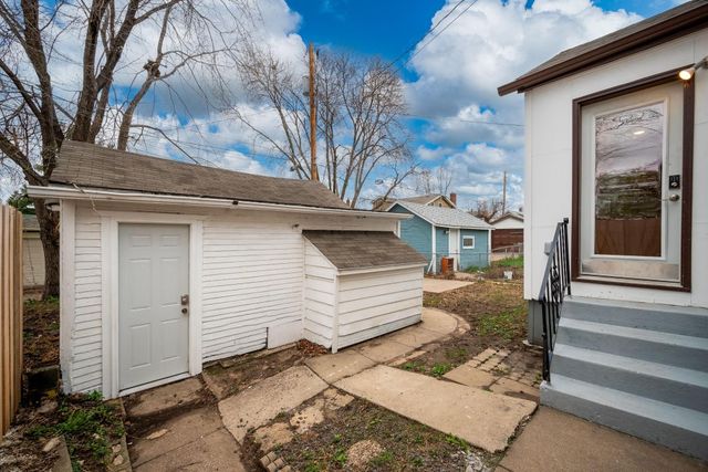 583 Pascal Street N, Saint Paul, MN 55104