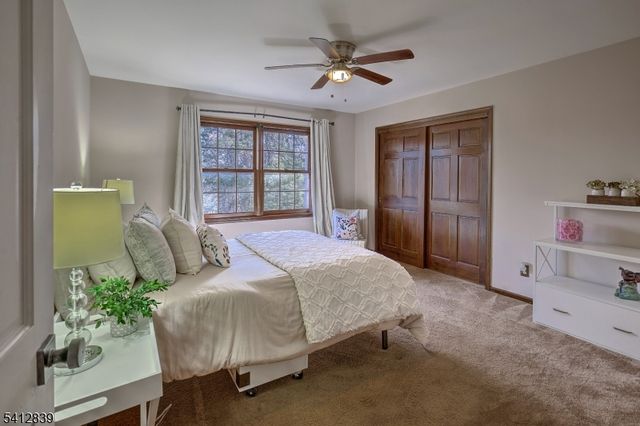 6 Rock Spring Rd, Chester Twp., NJ 07930