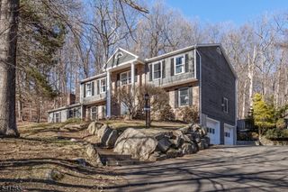 6 Rock Spring Rd, Chester Twp., NJ 07930