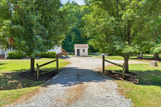 29 Sommerset Drive, Clayton, NC 27520