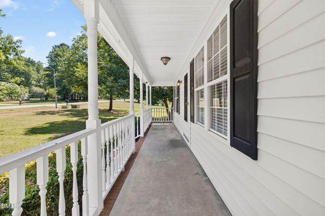 29 Sommerset Drive, Clayton, NC 27520