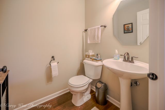 4062 POMPTON Avenue, Elgin, IL 60124