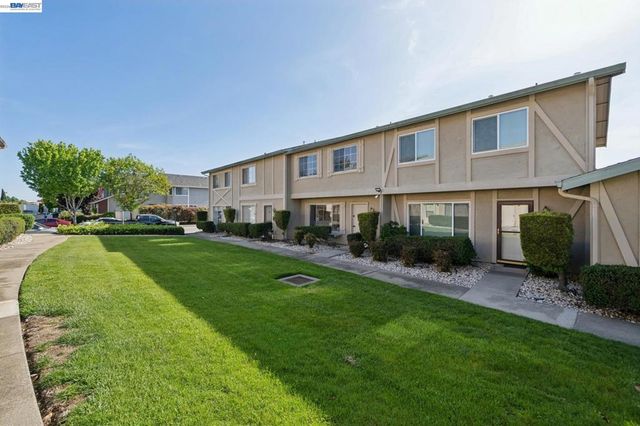 1479 Big Basin Dr, Milpitas, CA 95035