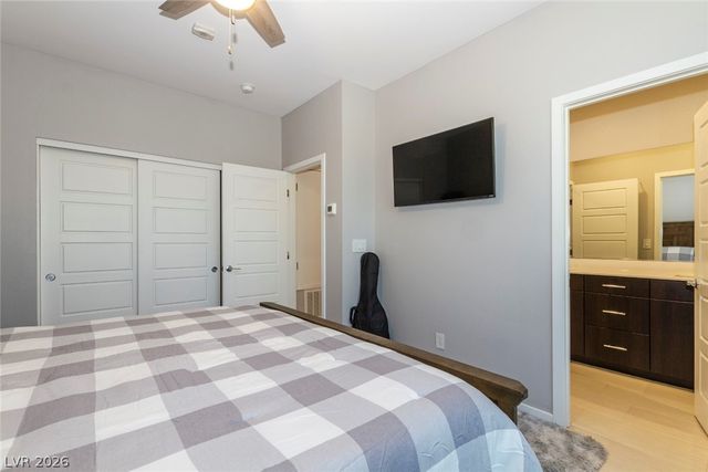 11257 Rainbow Peak Avenue 211, Las Vegas, NV 89135