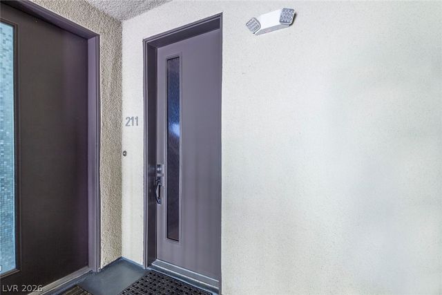 11257 Rainbow Peak Avenue 211, Las Vegas, NV 89135