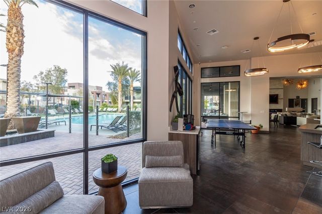 11257 Rainbow Peak Avenue 211, Las Vegas, NV 89135