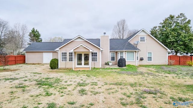 102 Cedarmont Circle, Harvest, AL 35749