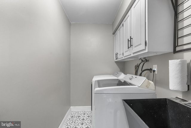 7 STONYBROOK CT, Medford, NJ 08055