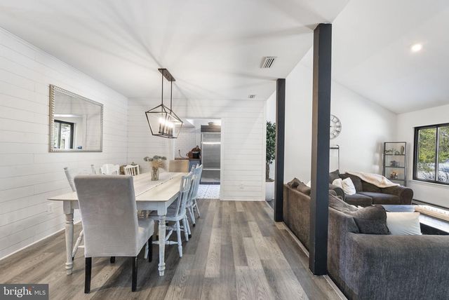 7 STONYBROOK CT, Medford, NJ 08055