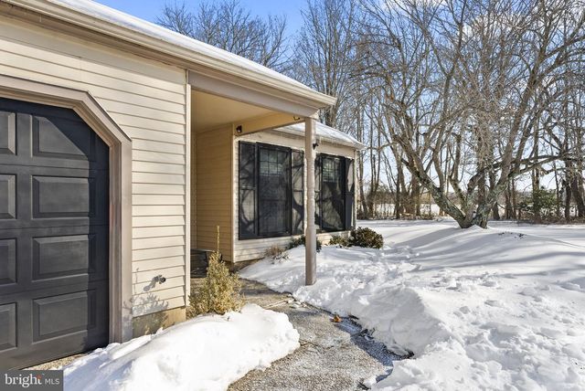 7 STONYBROOK CT, Medford, NJ 08055