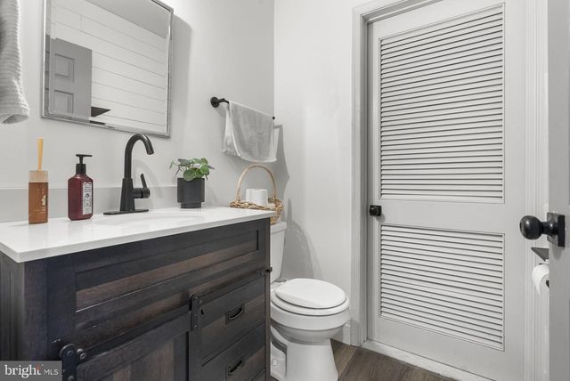 7 STONYBROOK CT, Medford, NJ 08055