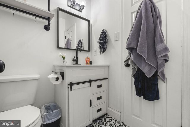 7 STONYBROOK CT, Medford, NJ 08055