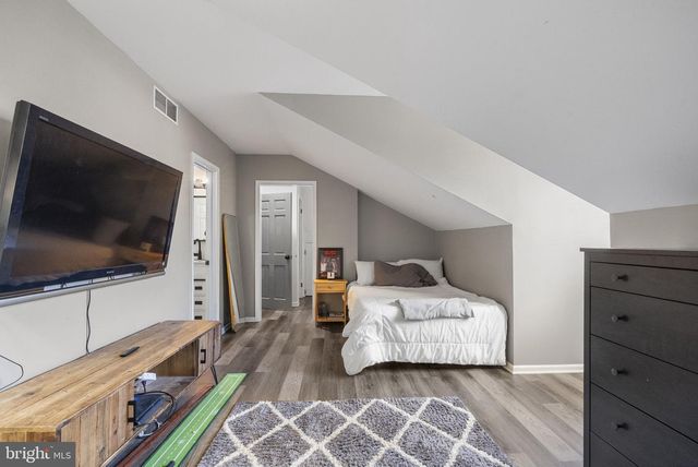 7 STONYBROOK CT, Medford, NJ 08055