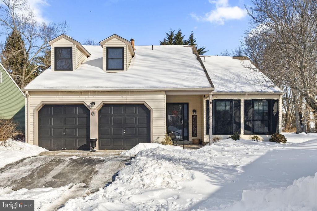 7 STONYBROOK CT, Medford, NJ 08055