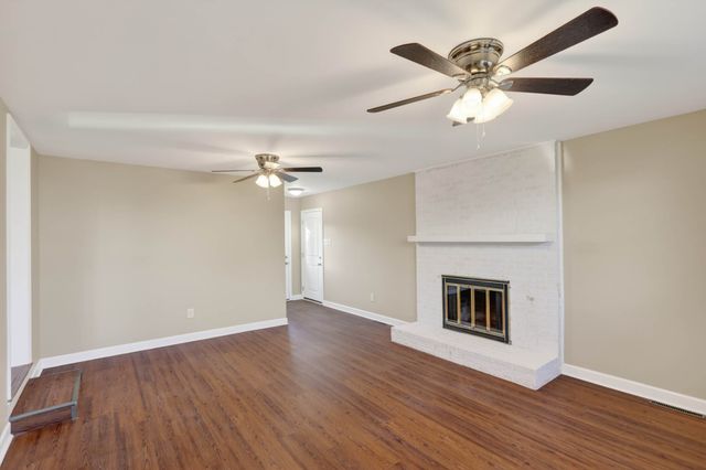 519 Meadowlawn Dr, Franklin, KY 42134