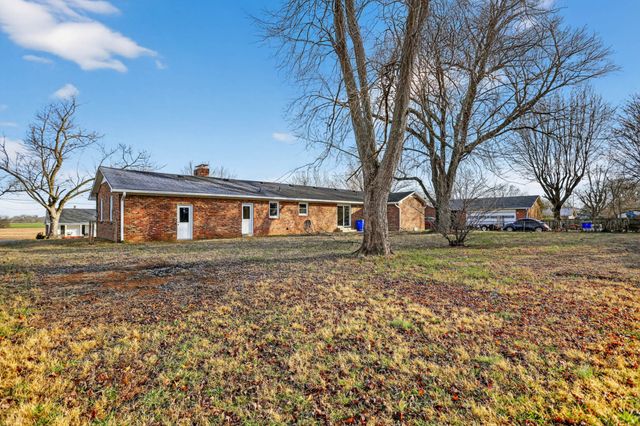 519 Meadowlawn Dr, Franklin, KY 42134