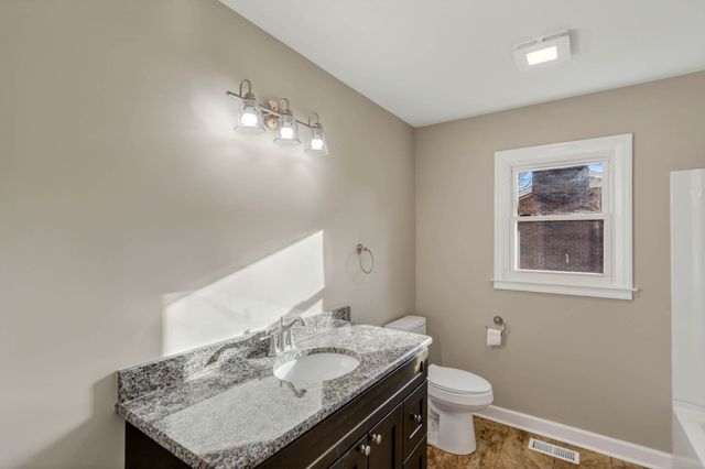 519 Meadowlawn Dr, Franklin, KY 42134