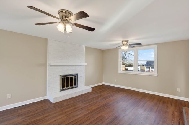 519 Meadowlawn Dr, Franklin, KY 42134