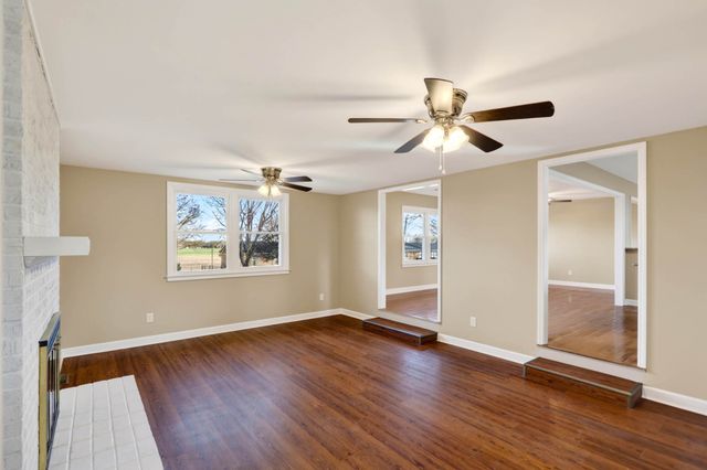 519 Meadowlawn Dr, Franklin, KY 42134