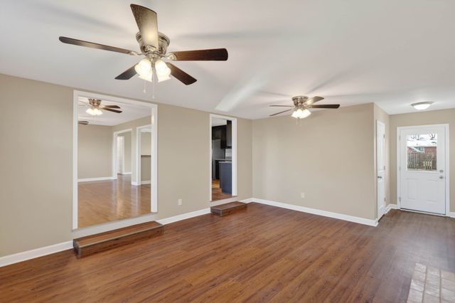 519 Meadowlawn Dr, Franklin, KY 42134