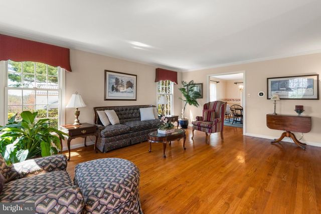 347 HARSHAW DR, Chester Springs, PA 19425