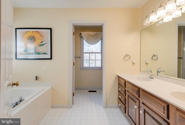 347 HARSHAW DR, Chester Springs, PA 19425