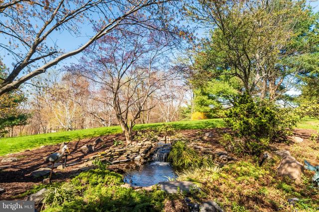 347 HARSHAW DR, Chester Springs, PA 19425