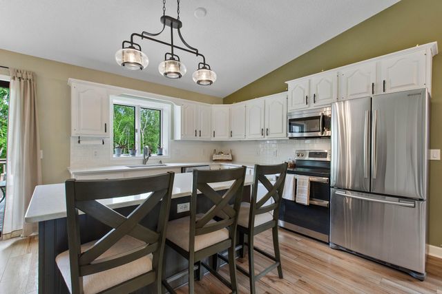 11695 Lockridge Avenue N, Stillwater, MN 55082