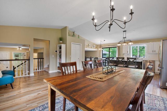 11695 Lockridge Avenue N, Stillwater, MN 55082