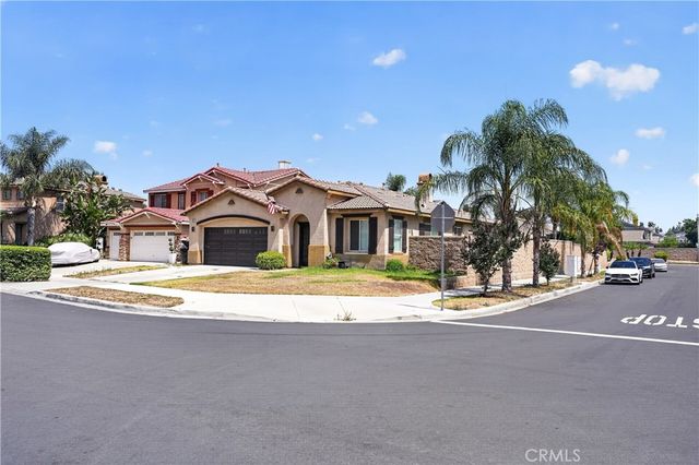 17040 Red Cedar Court, Fontana, CA 92337