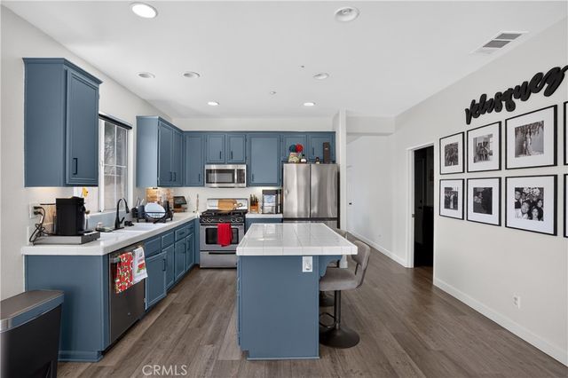 17040 Red Cedar Court, Fontana, CA 92337