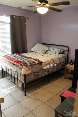 1960 Reserve Blvd, Gulf Breeze, FL 32563