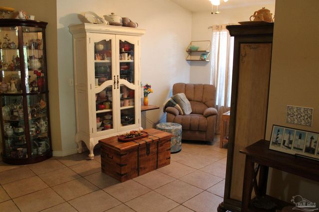 1960 Reserve Blvd, Gulf Breeze, FL 32563