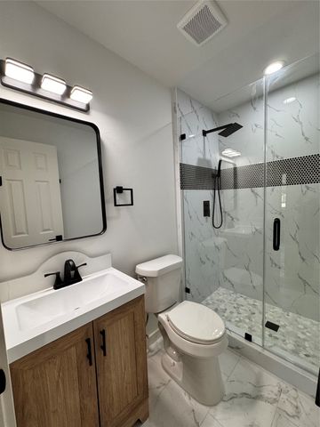 214 College Street, Royse City, TX 75189