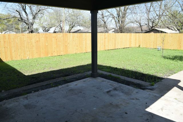 214 College Street, Royse City, TX 75189